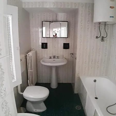 Casa Vacanza Da Anna E Luigi 3*